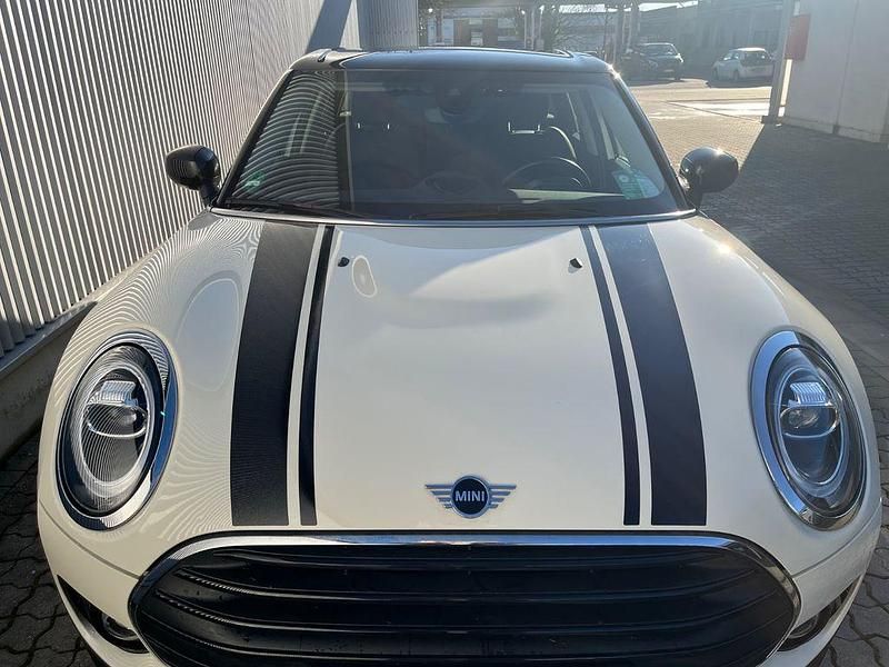 Weiß Gebraucht 2020 Mini Cooper Clubman Pepper Kombi | 19.400 € - Bild 1/4