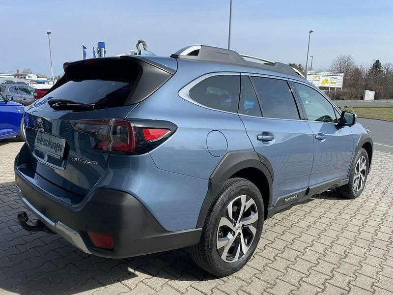 Gebraucht Subaru Outback Platinum 169 PS (124 kW) 2022 Grau Kombi