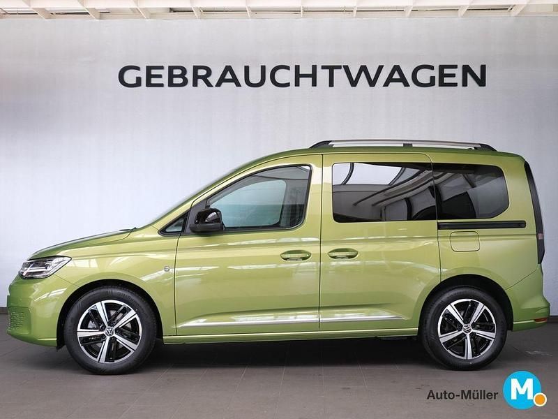 Gebraucht VW Caddy Style 114 PS (83 kW) 2024 Grün Van / Kleinbus