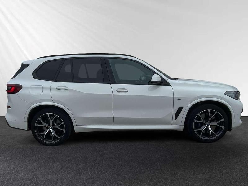 Gebraucht BMW X5 M M Sport 530 PS (389 kW) 2021 Alpinweiß SUV