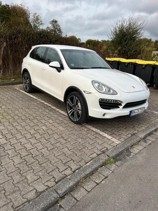 Weiß Gebraucht 2014 Porsche Cayenne SUV | 27.500 € - Bild 1/3
