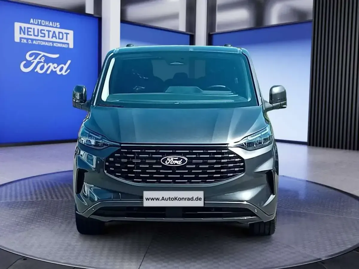 Neu Ford Tourneo Titanium X 170 PS (125 kW) 2025 Magnetic metallic Van / Kleinbus