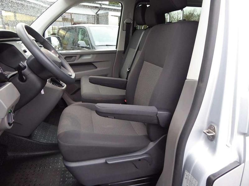 Gebraucht VW Transporter 150 PS (110 kW) 2020 Reflexsilber metallic Van