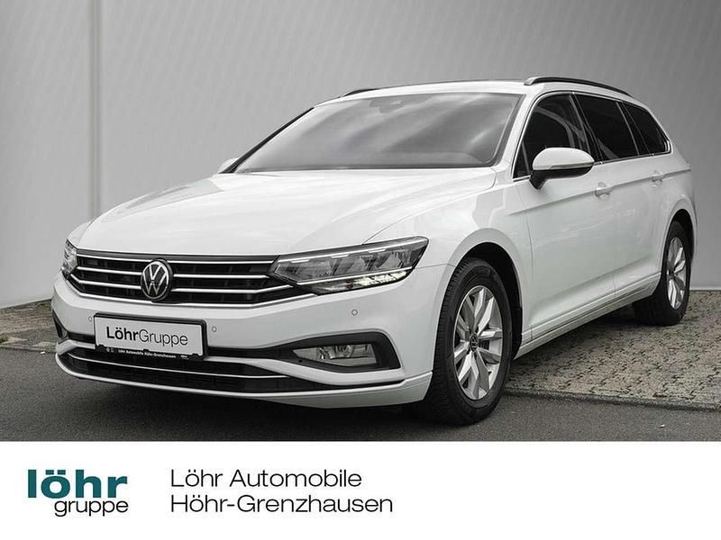 Weiß Gebraucht 2021 VW Passat Business Kombi | 23.980 € (Fairer Preis) - Bild 1/4