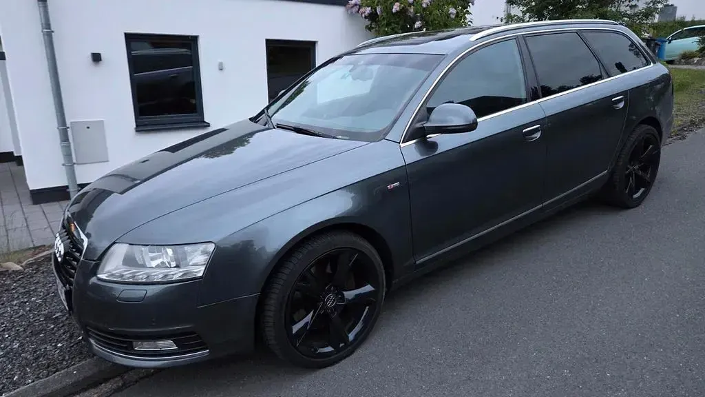 Gebraucht Audi A6 177 PS (130 kW) 2011 Grau Limousine