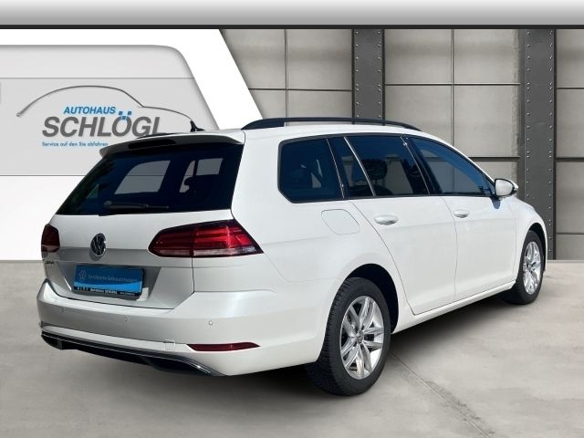 Gebraucht VW Golf VII Comfortline 116 PS (85 kW) 2019 Weiß Kombi