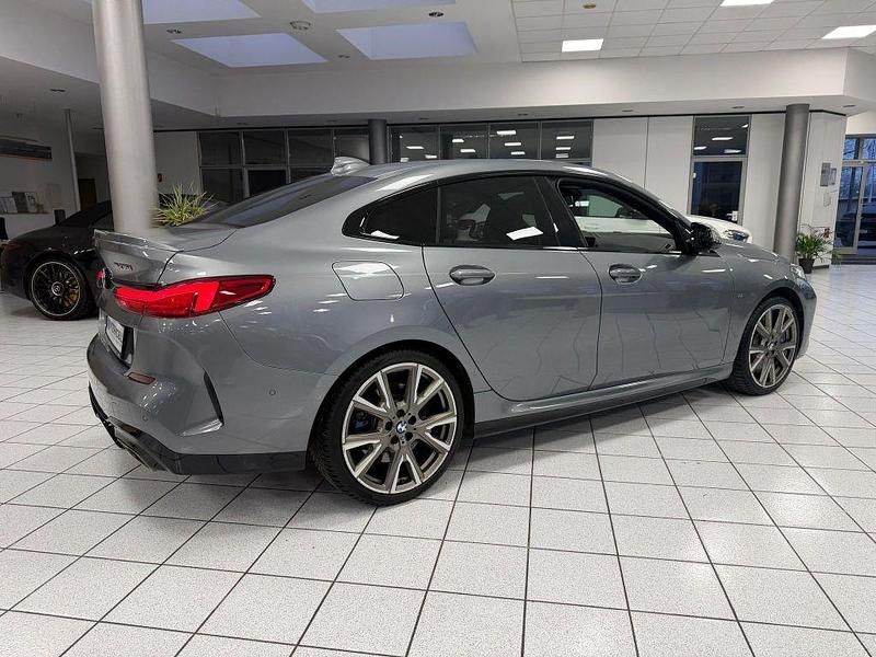 Gebraucht BMW M235 Performance 306 PS (225 kW) 2023 Skyscraper grau metallic Limousine