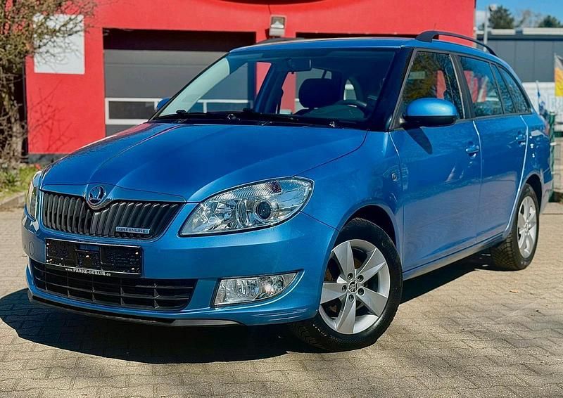 Gebraucht Skoda Fabia 75 PS (55 kW) 2014 Blau Kombi