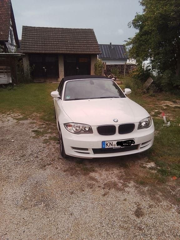 Weiß Gebraucht 2010 BMW 118 Cabriolet Performance Cabrio | 7.000 € (Superpreis) - Bild 1/4
