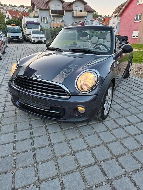 Grau Gebraucht 2012 Mini Cooper Cabriolet Cabrio | 6.700 € (Fairer Preis) - Bild 1/4