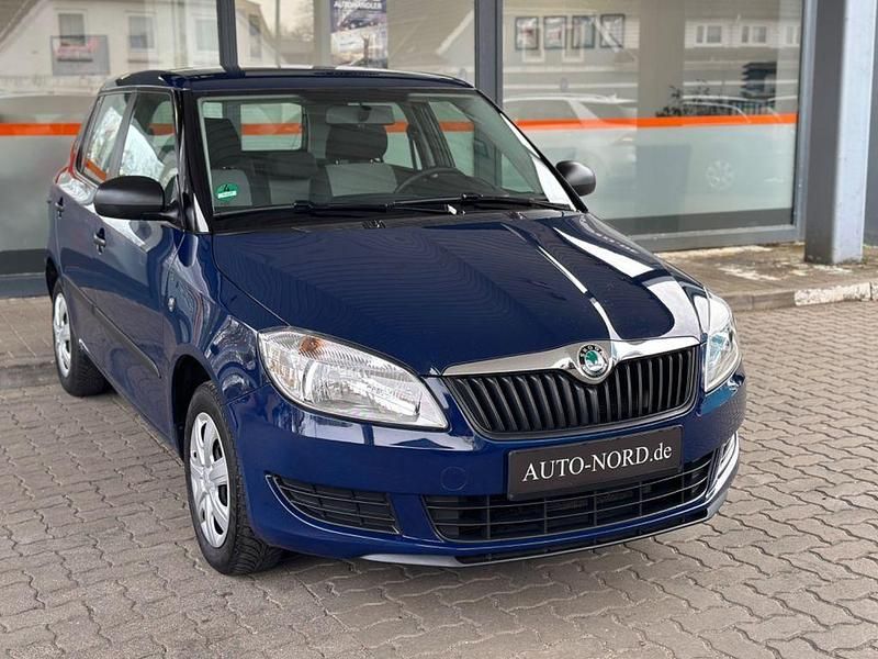 Gebraucht Skoda Fabia Special 69 PS (50 kW) 2011 Blau Limousine