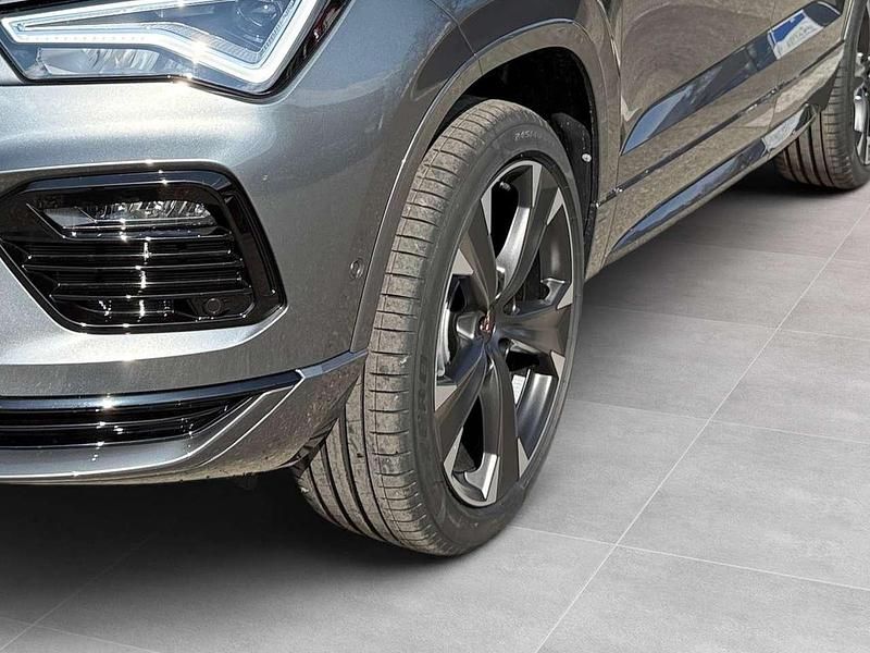 Neu Cupra Ateca 190 PS (139 kW) 2026 Graphitgrau SUV