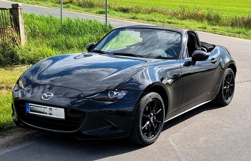 Schwarz Gebraucht 2019 Mazda MX5 Cabrio | 19.199 € (Guter Preis) - Bild 1/4