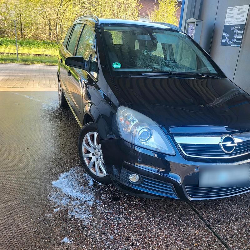 Second-hand Opel Zafira 120 CP (88 kW) 2007 Negru Monovolum
