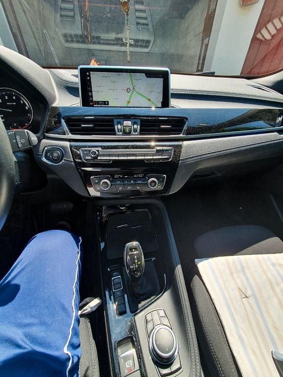 Grau Gebraucht 2020 BMW X2 Advantage SUV | 22.500 € (Superpreis) - Bild 1/4