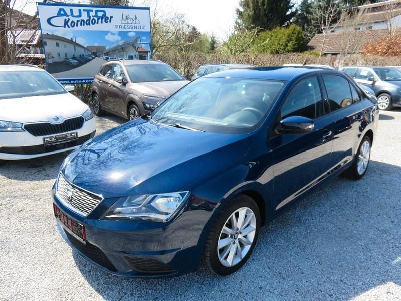Second-hand Seat Toledo Reference 90 CP (66 kW) 2015 Albastru Hatchback