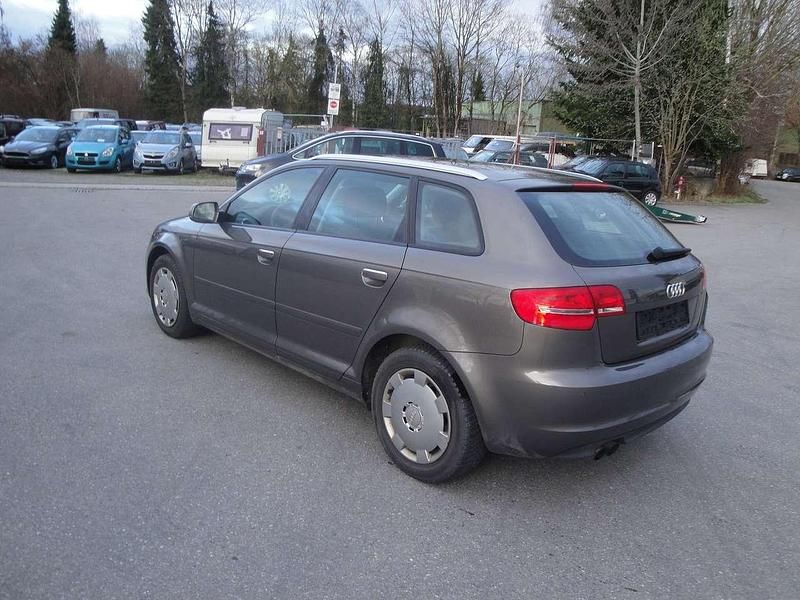 Gebraucht Audi A3 Ambition 160 PS (117 kW) 2010 Braun Kleinwagen