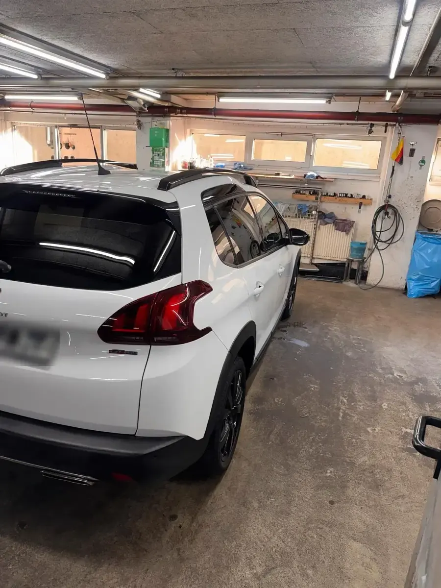 Gebraucht Peugeot 2008 GT-line 110 PS (80 kW) 2017 Weiß SUV