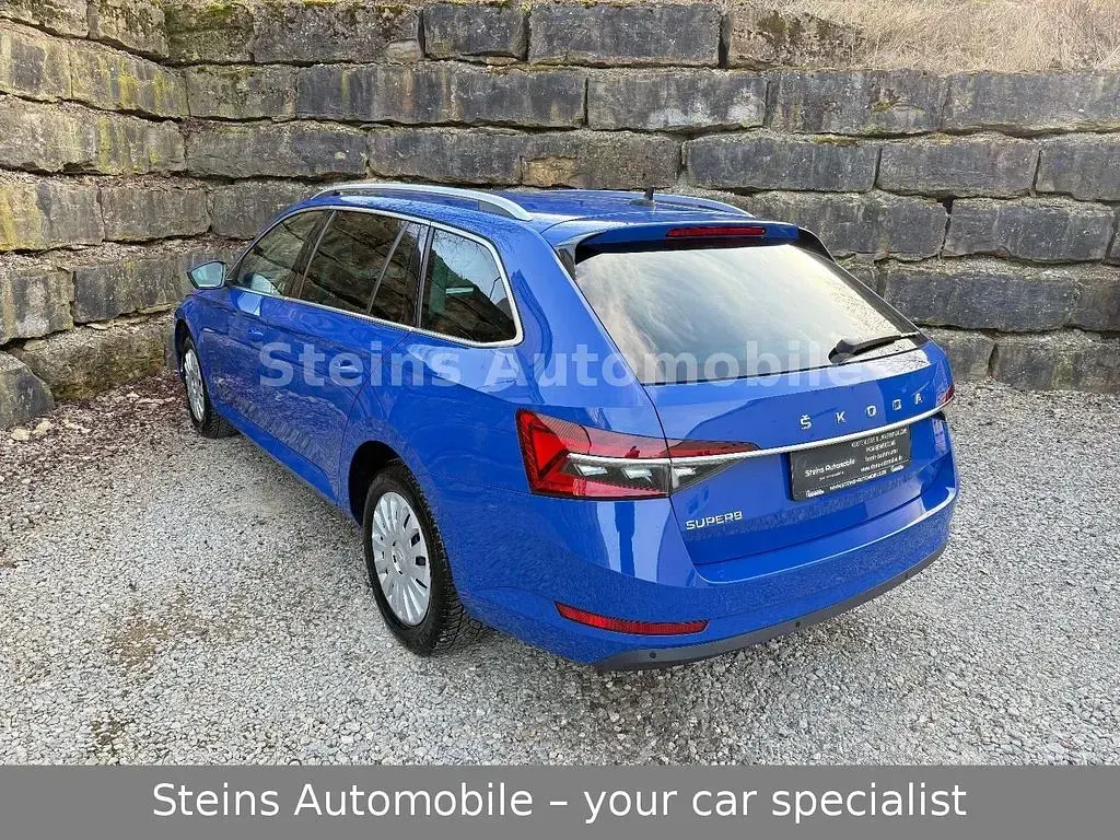 Gebraucht Skoda Superb Ambition 190 PS (139 kW) 2020 Blau Kombi