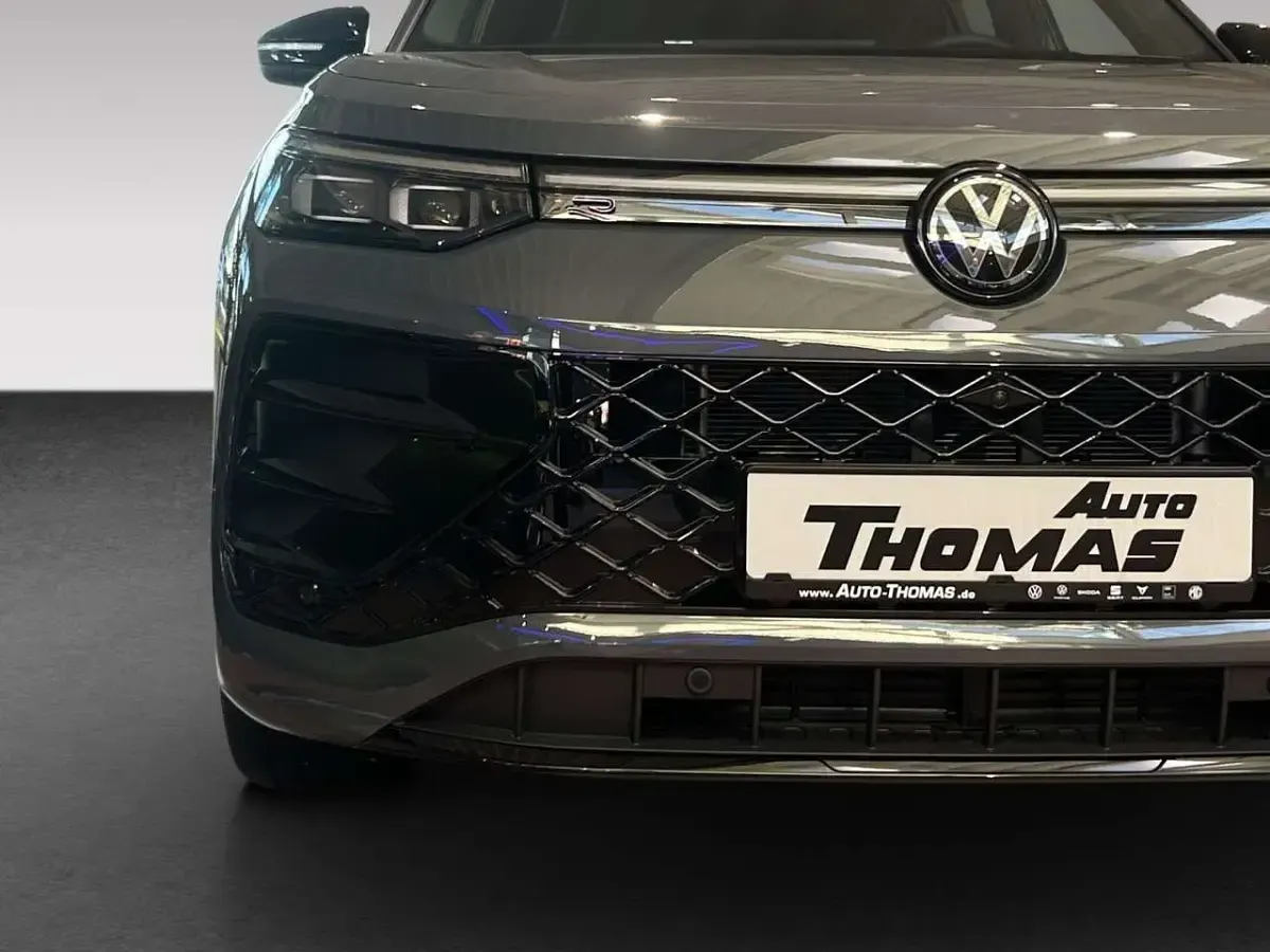 Gebraucht VW Tayron R-line 150 PS (110 kW) 2026 Delfingrau metallic SUV