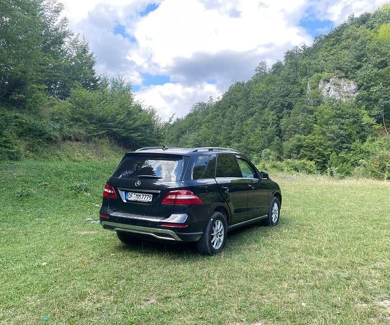 Gebraucht Mercedes ML250 204 PS (150 kW) 2012 Schwarz SUV