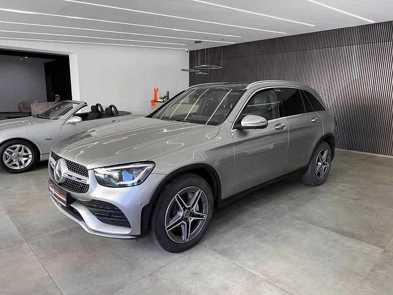 Gebraucht Mercedes GLC220 AMG 194 PS (142 kW) 2020 Mojavesilber SUV