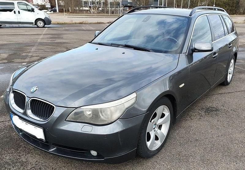 Gebraucht BMW 535 Performance 272 PS (200 kW) 2005 Grau Kombi