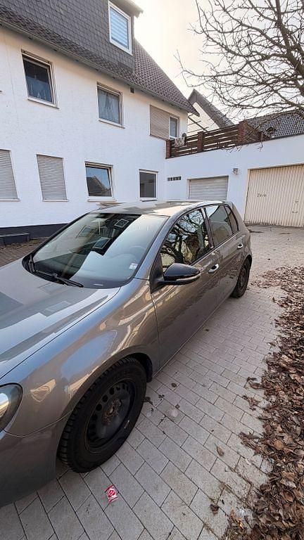 Gebraucht VW Golf VII Style 98 PS (72 kW) 2012 Grau Limousine