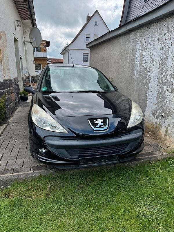 Used Peugeot 206+ 75 HP (55 kW) 2010 Black Hatchback