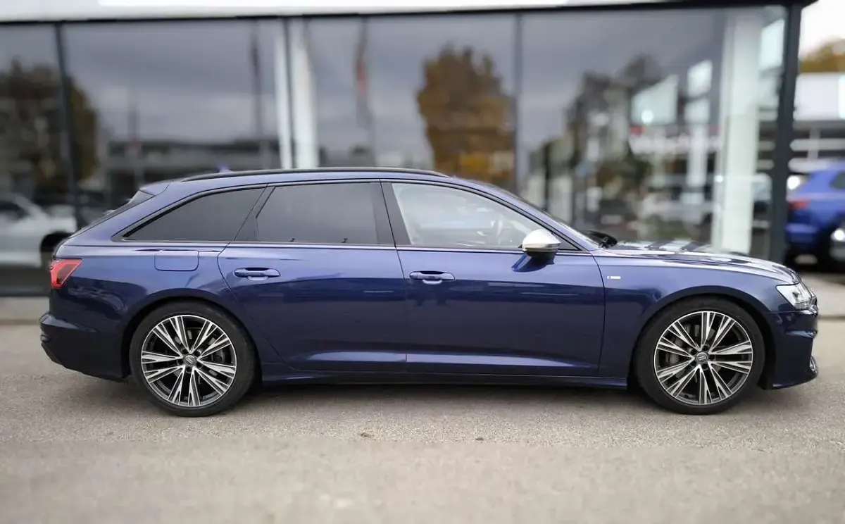 Gebraucht Audi A6 349 PS (256 kW) 2020 Blau Kombi