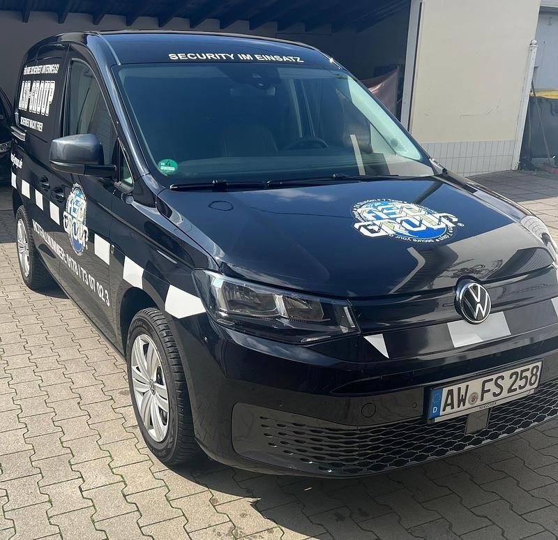 Schwarz Gebraucht 2023 VW Caddy Van / Kleinbus | 22.999 € (Superpreis) - Bild 1/4