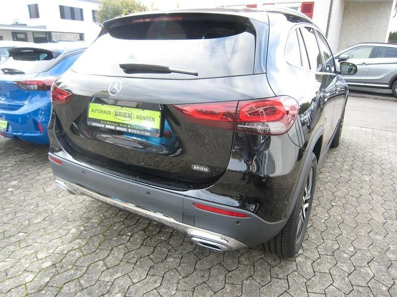 Gebraucht Mercedes GLA220 190 PS (139 kW) 2020 Schwarz SUV