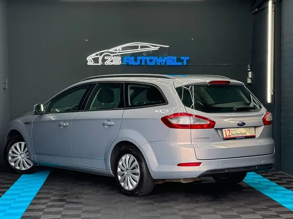 Gebraucht Ford Mondeo Trend 120 PS (88 kW) 2013 Grau Limousine
