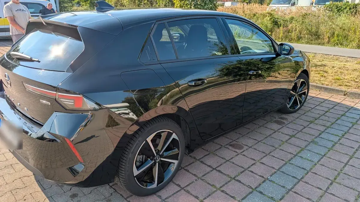 Gebraucht Opel Astra 181 PS (133 kW) 2022 Schwarz Kleinwagen