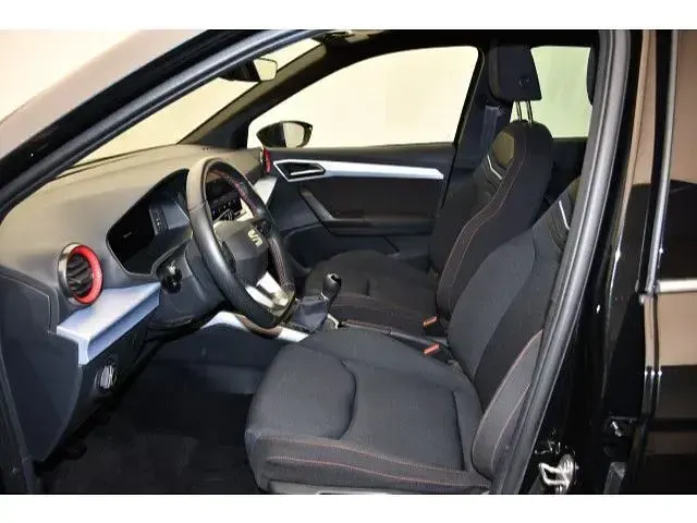 Gebraucht Seat Arona FR 110 PS (80 kW) 2023 Mitternachtsschwarz SUV
