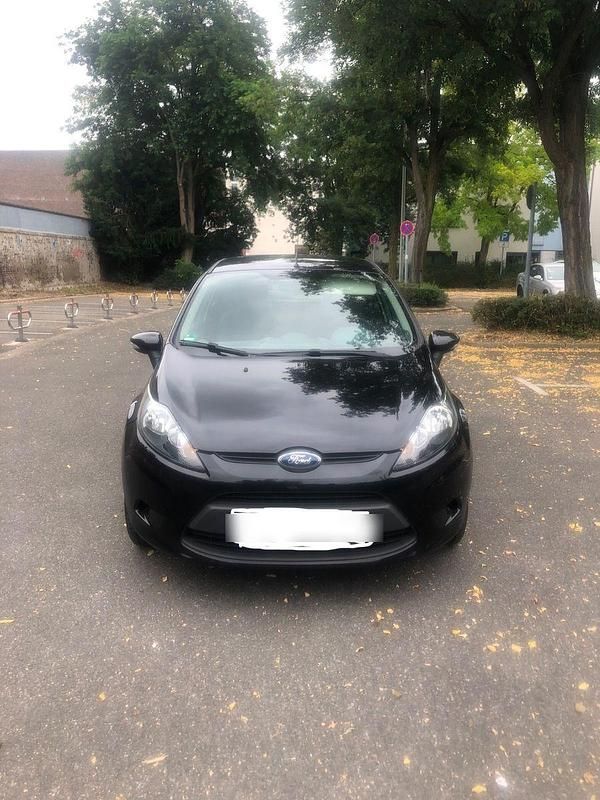 Gebraucht Ford Fiesta Trend 82 PS (60 kW) 2010 Schwarz Limousine