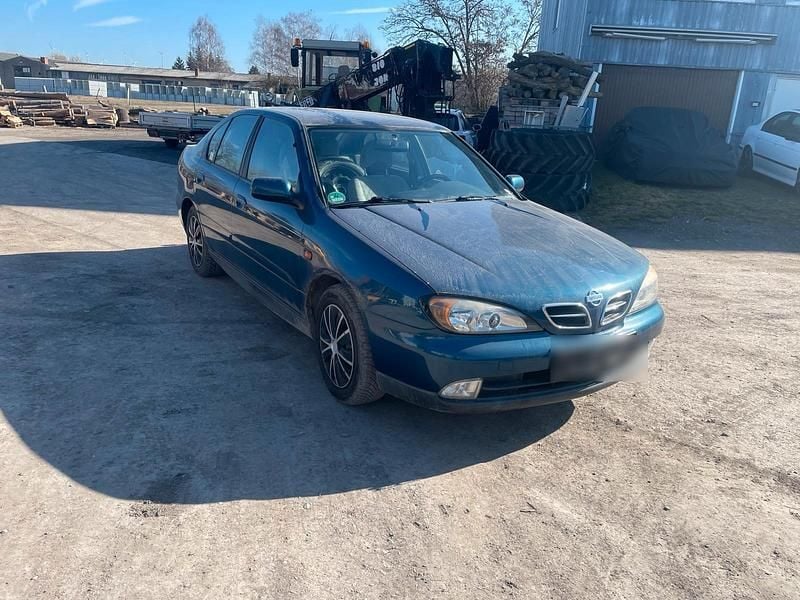 Gebraucht Nissan Primera 125 PS (91 kW) 2000 Blau Kombi