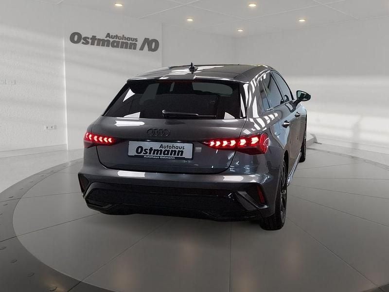Gebraucht Audi A3 S-Line 150 PS (110 kW) 2026 Daytonagrau perleffekt Limousine