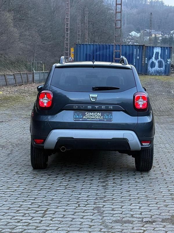 Gebraucht Dacia Duster Prestige 131 PS (96 kW) 2020 Grau SUV