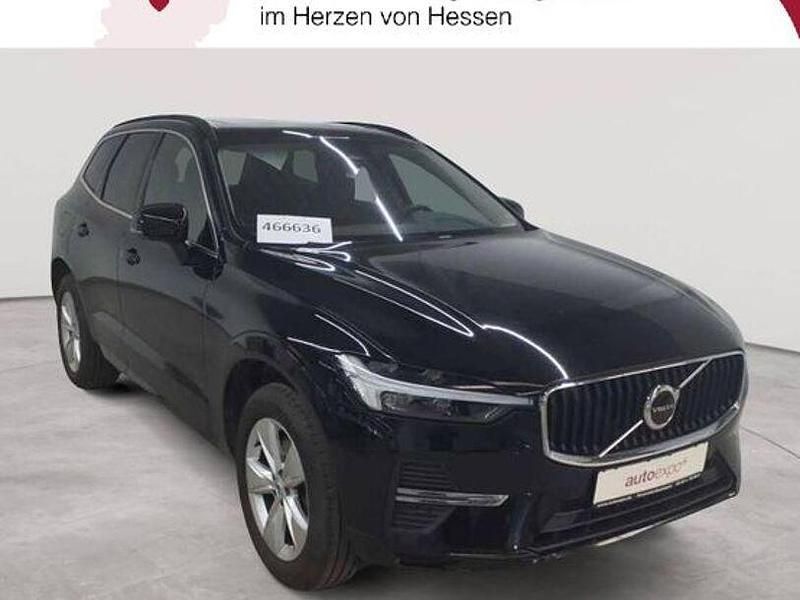 Gebraucht Volvo XC60 Momentum 197 PS (144 kW) 2022 Black stone SUV