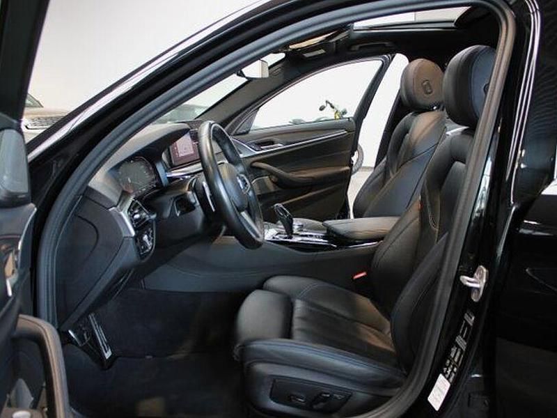 Gebraucht BMW 540 M Sport 340 PS (250 kW) 2021 Saphirschwarz Limousine