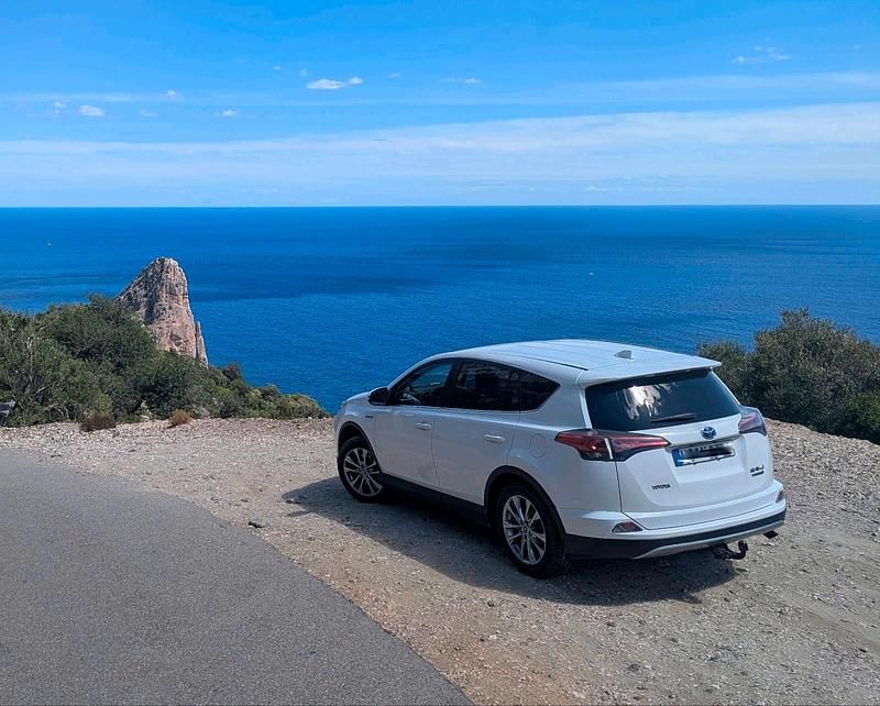 Weiß Gebraucht 2017 Toyota RAV4 Hybrid Edition-S SUV | 20.500 € (Superpreis) - Bild 1/1