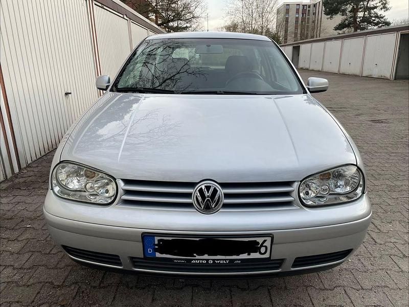 Gebraucht VW Golf IV 102 PS (75 kW) 2003 Silber Limousine