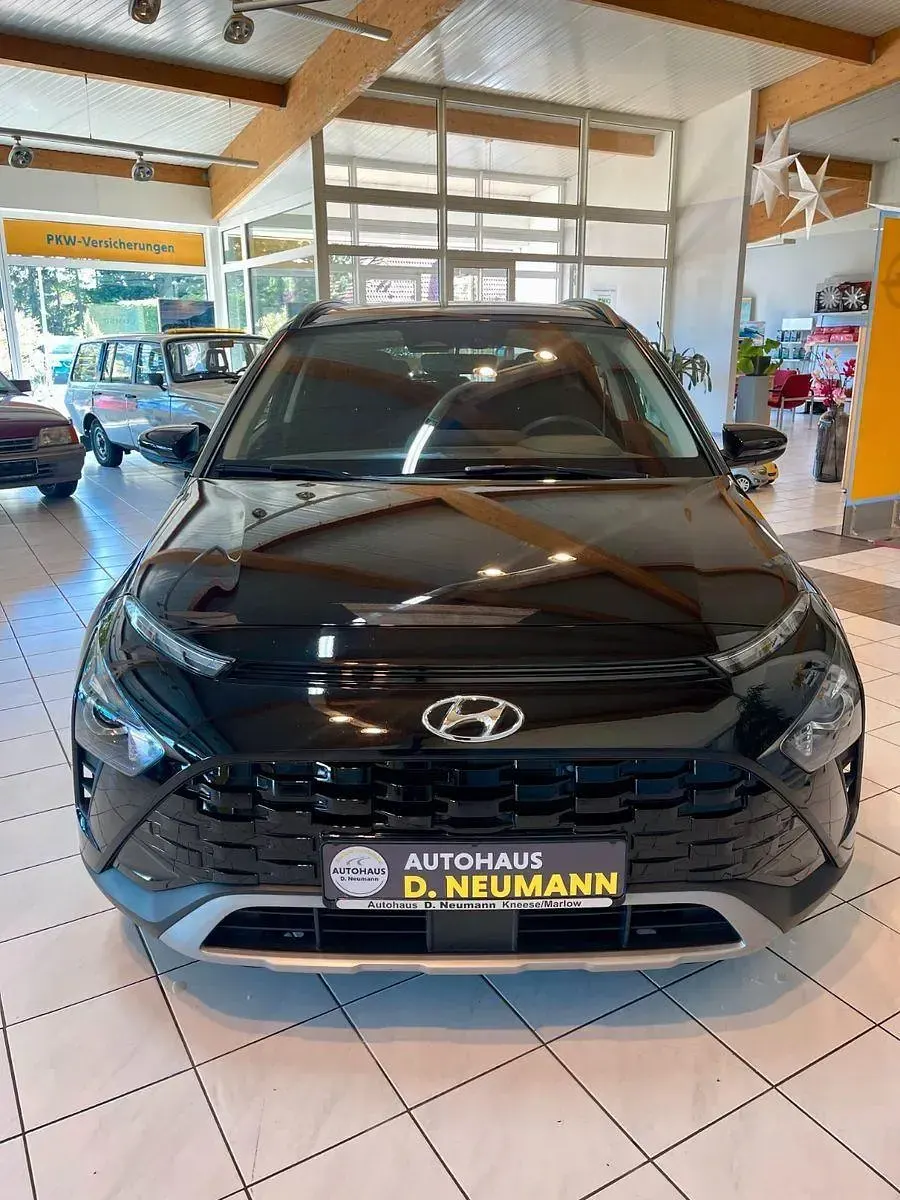 Gebraucht Hyundai Bayon 101 PS (74 kW) 2023 Schwarz SUV