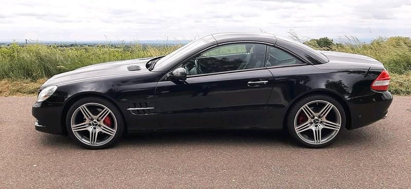 Schwarz Gebraucht 2009 Mercedes SL350 Cabrio | 28.500 € (Fairer Preis) - Bild 1/4