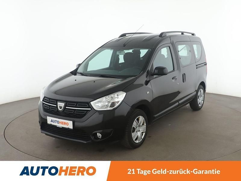Schwarz Gebraucht 2020 Dacia Dokker Comfort Van | 15.380 € (Fairer Preis) - Bild 1/3