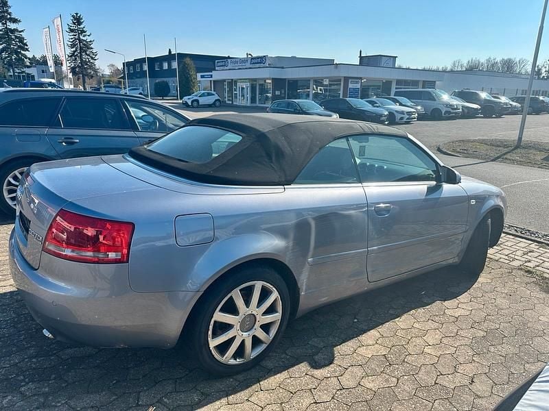 Gebraucht Audi A4 Cabriolet Basis 235 PS (172 kW) 2006 Silber Cabrio