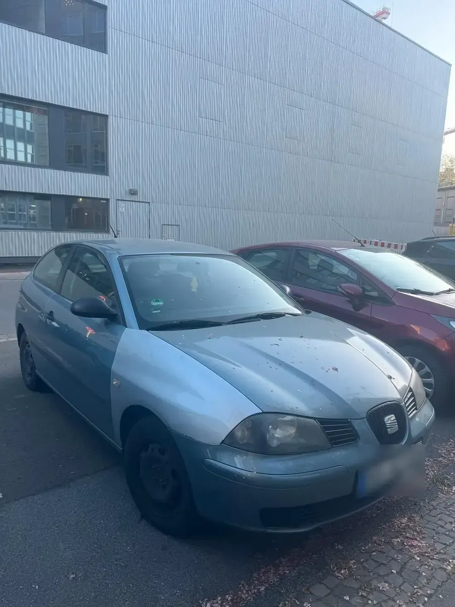 Second-hand Seat Ibiza 86 CP (63 kW) 2004 Albastru Hatchback