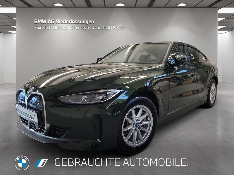 Grün Gebraucht 2023 BMW i4 Limousine | 39.680 € (Superpreis) - Bild 1/4