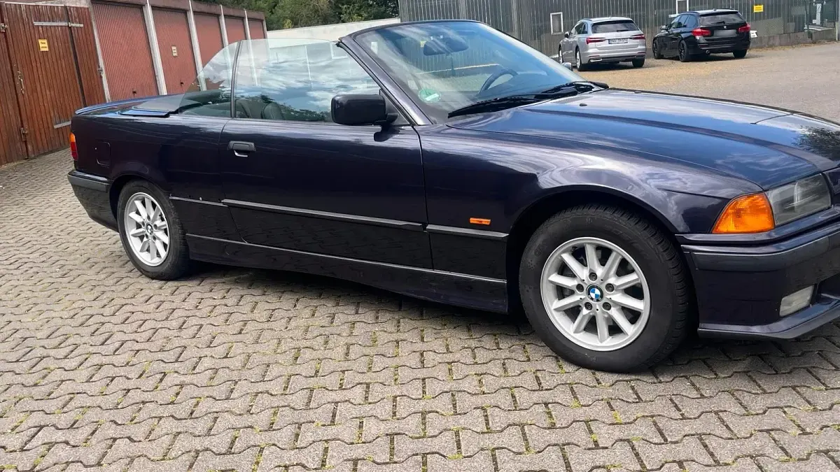 Gebraucht BMW 318 M Sport 118 PS (86 kW) 1997 Violet Cabrio